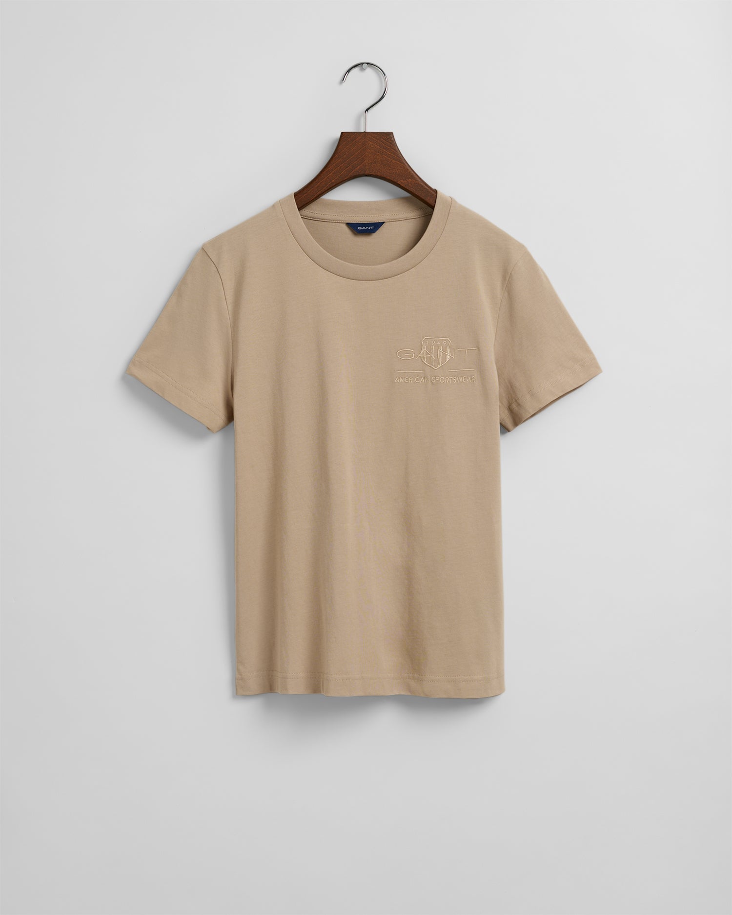 T-Shirt Tonal Archive Shield