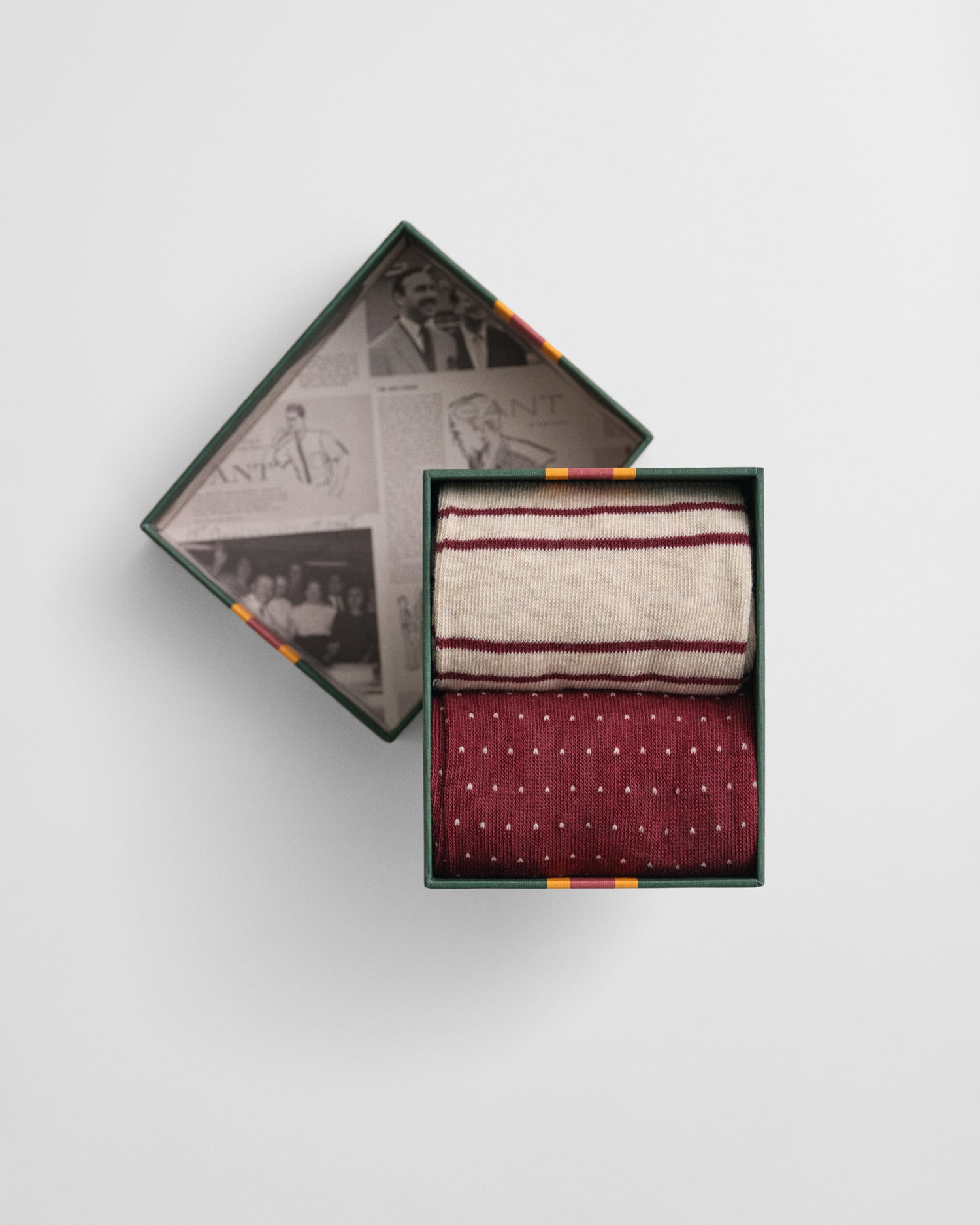 Σετ Δώρου Με 2 Ζευγάρια Κάλτσες Ρίγε & Πουά