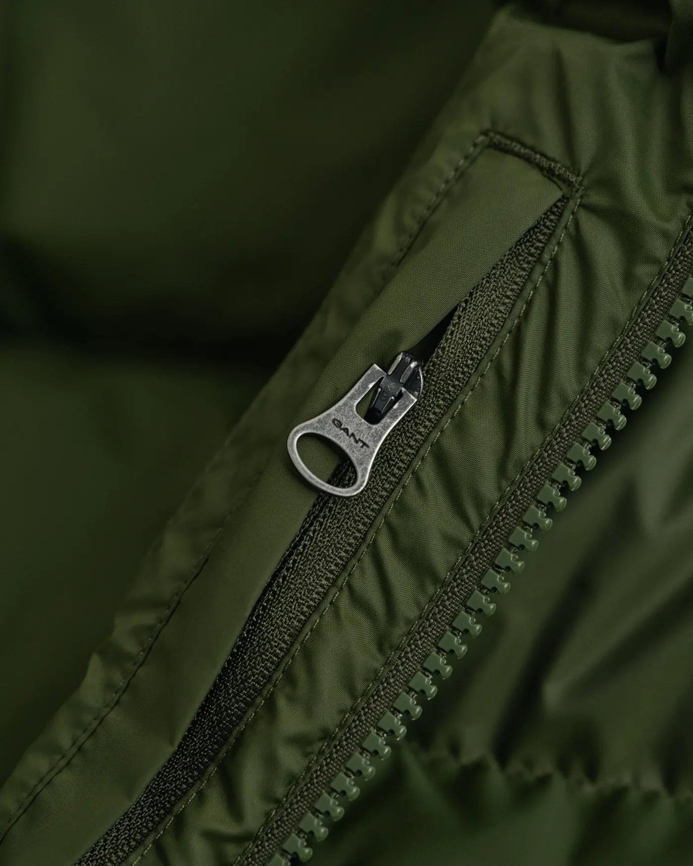 Αμάνικο Μπουφάν Active Cloud GANT