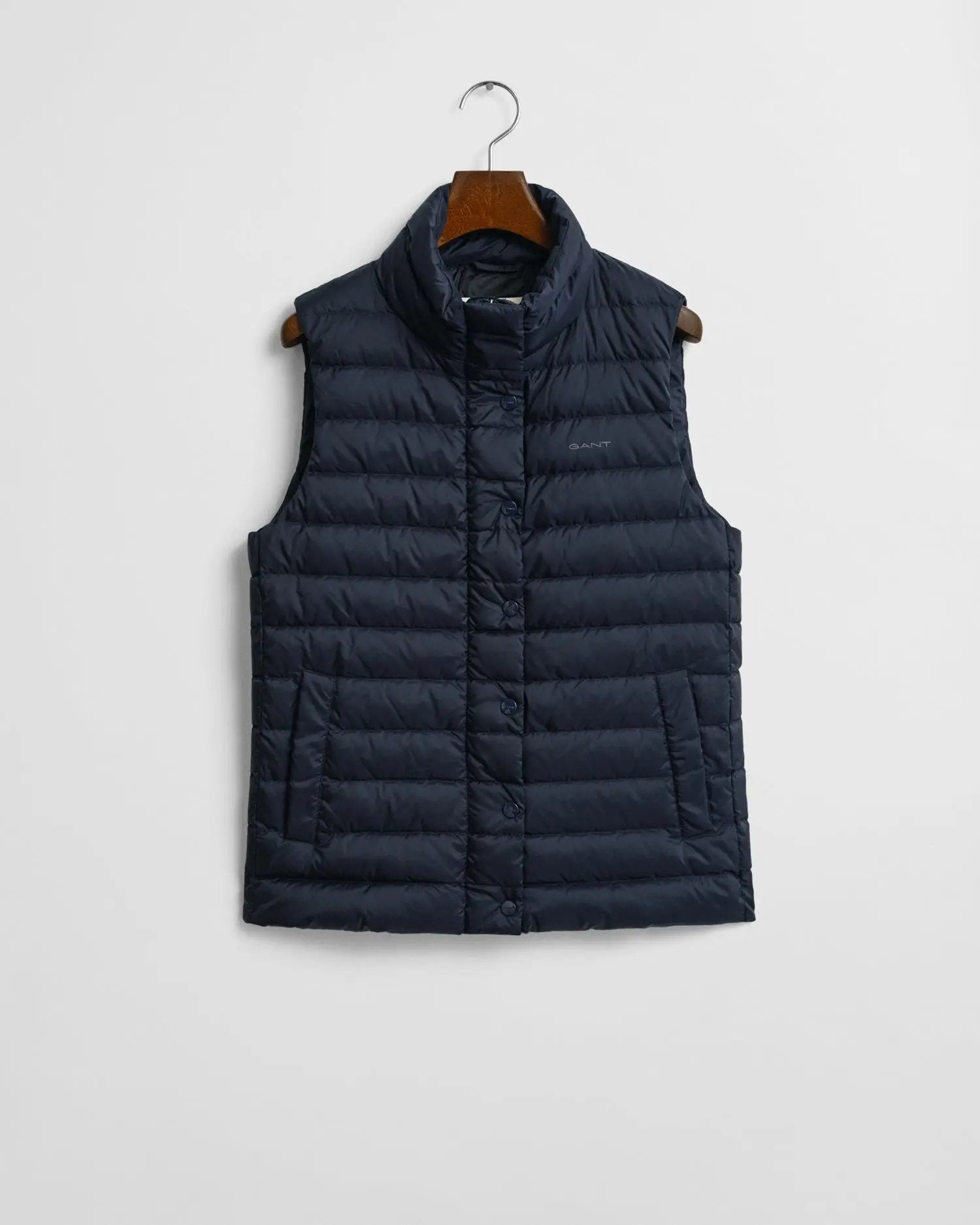 Ελαφρύ Αμάνικο Μπουφάν Με Πούπουλo GANT