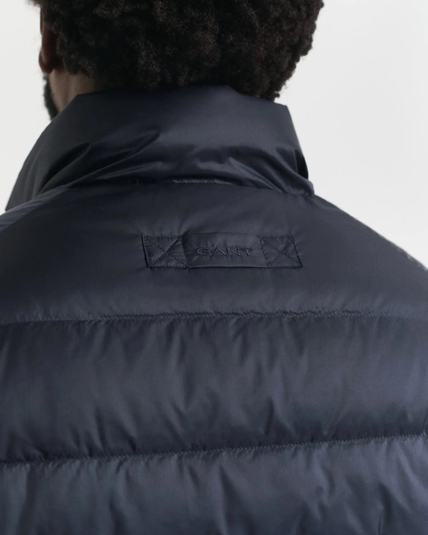 Ελαφρύ Μπουφάν με Πούπουλο GANT