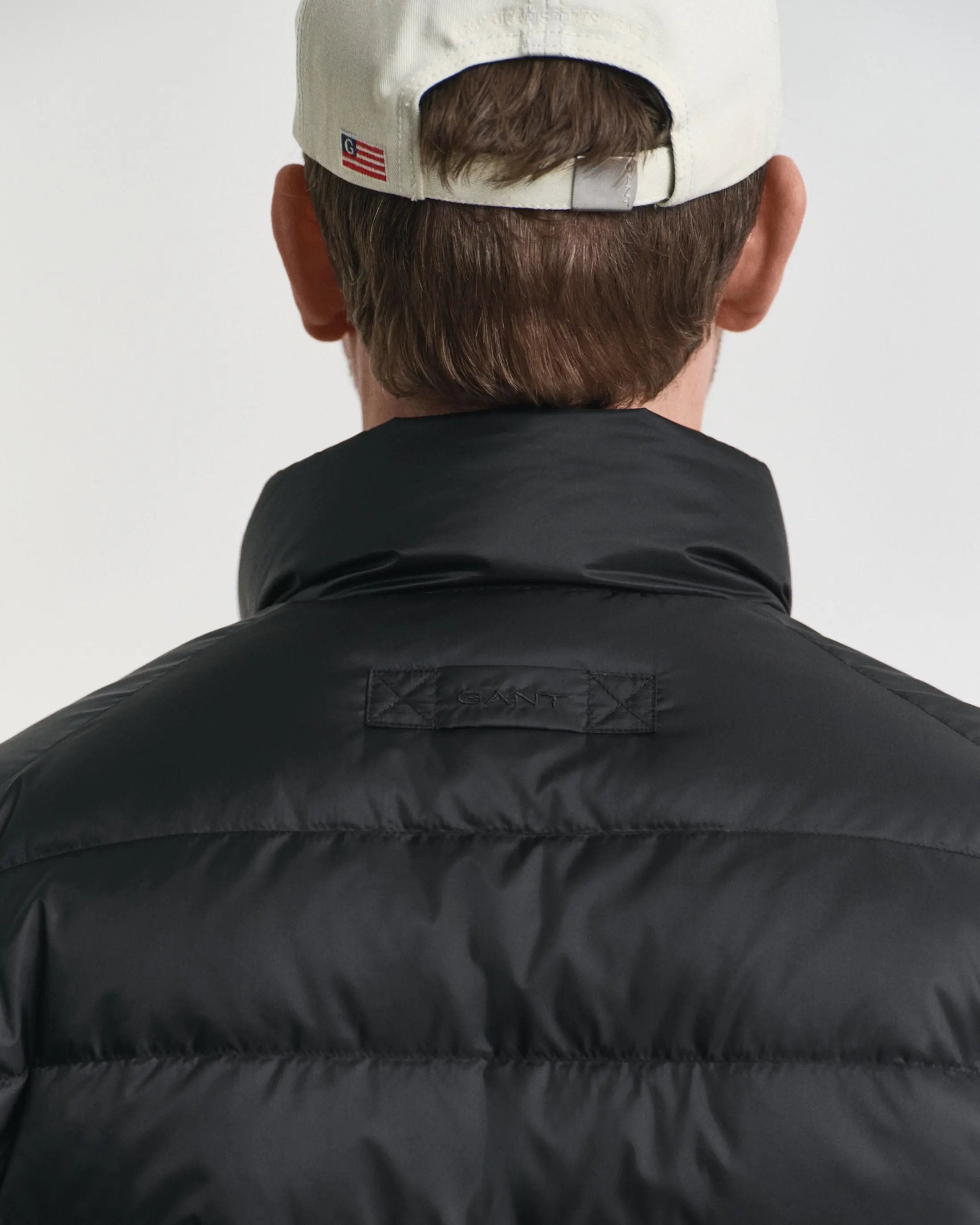 Ελαφρύ Μπουφάν με Πούπουλο GANT