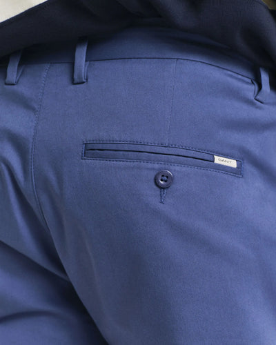 Παντελόνι Chinos Tech Prep™ Σε Στενή Γραμμή (34) GANT