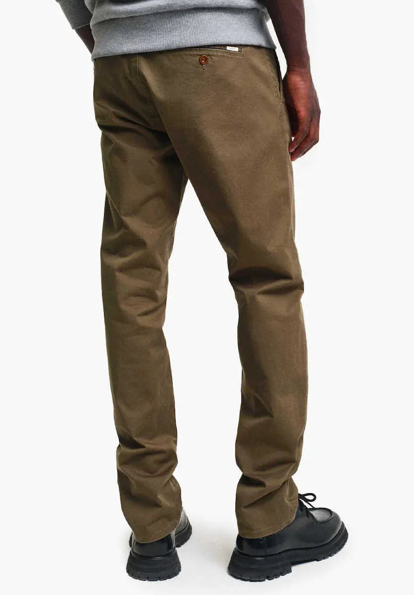 Παντελόνι Chinos Twill Σε Στενή Γραμμή (L34) GANT