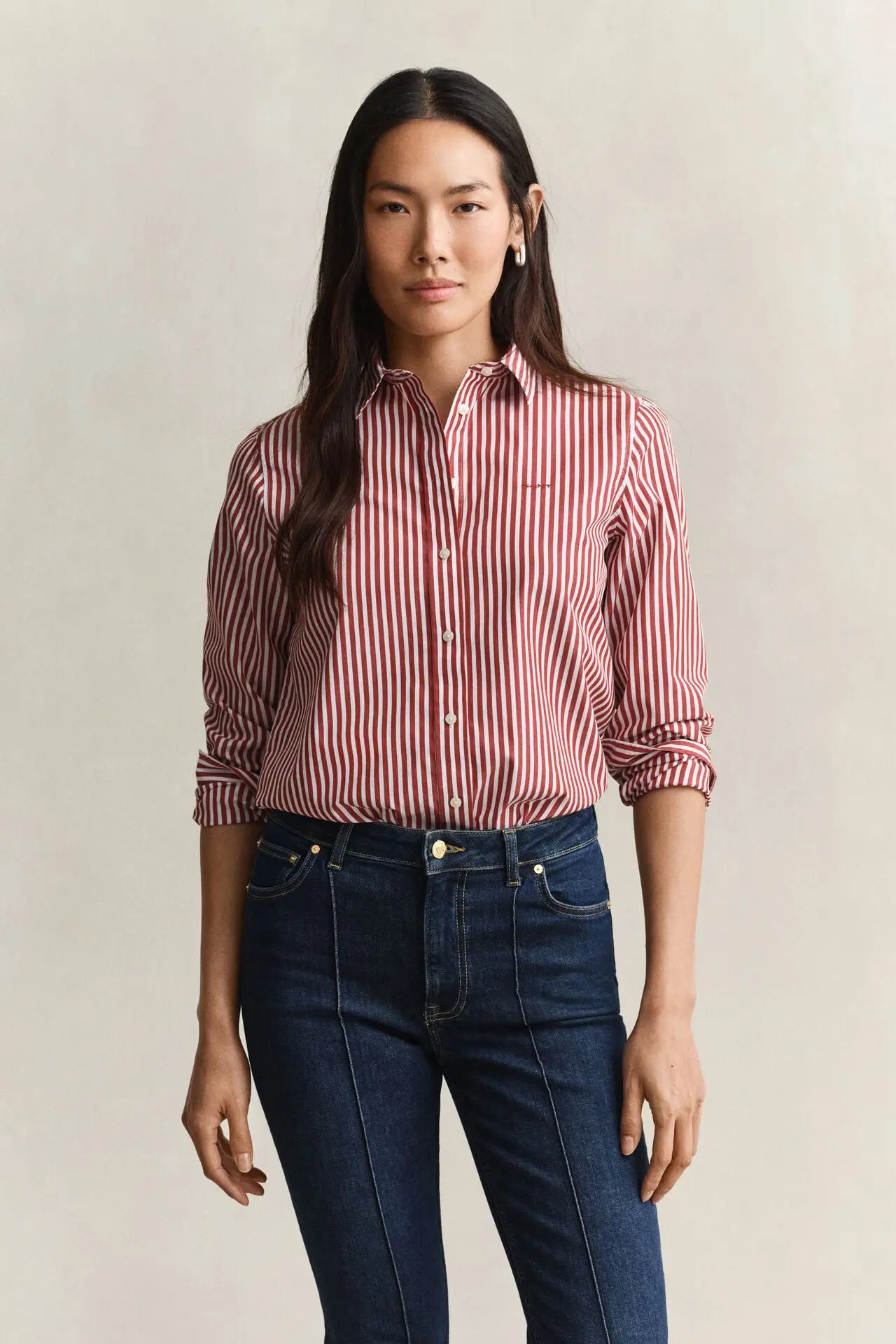 Ριγέ Πουκάμισο από Ποπλίνα Σε Κανονική Γραμμή