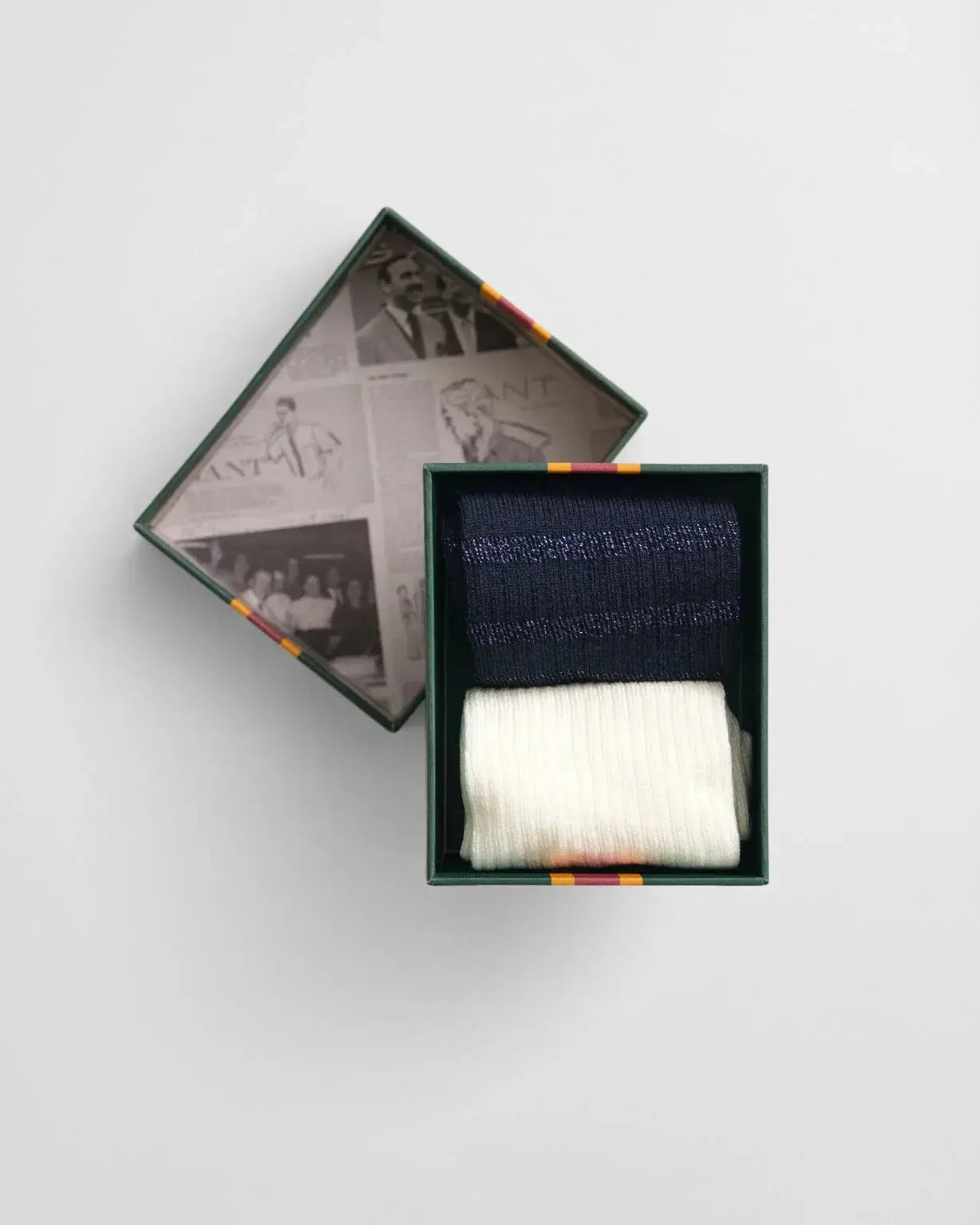 Σετ Δώρου Με 2 Ζευγάρια Ριγέ Κάλτσες (Outlet)