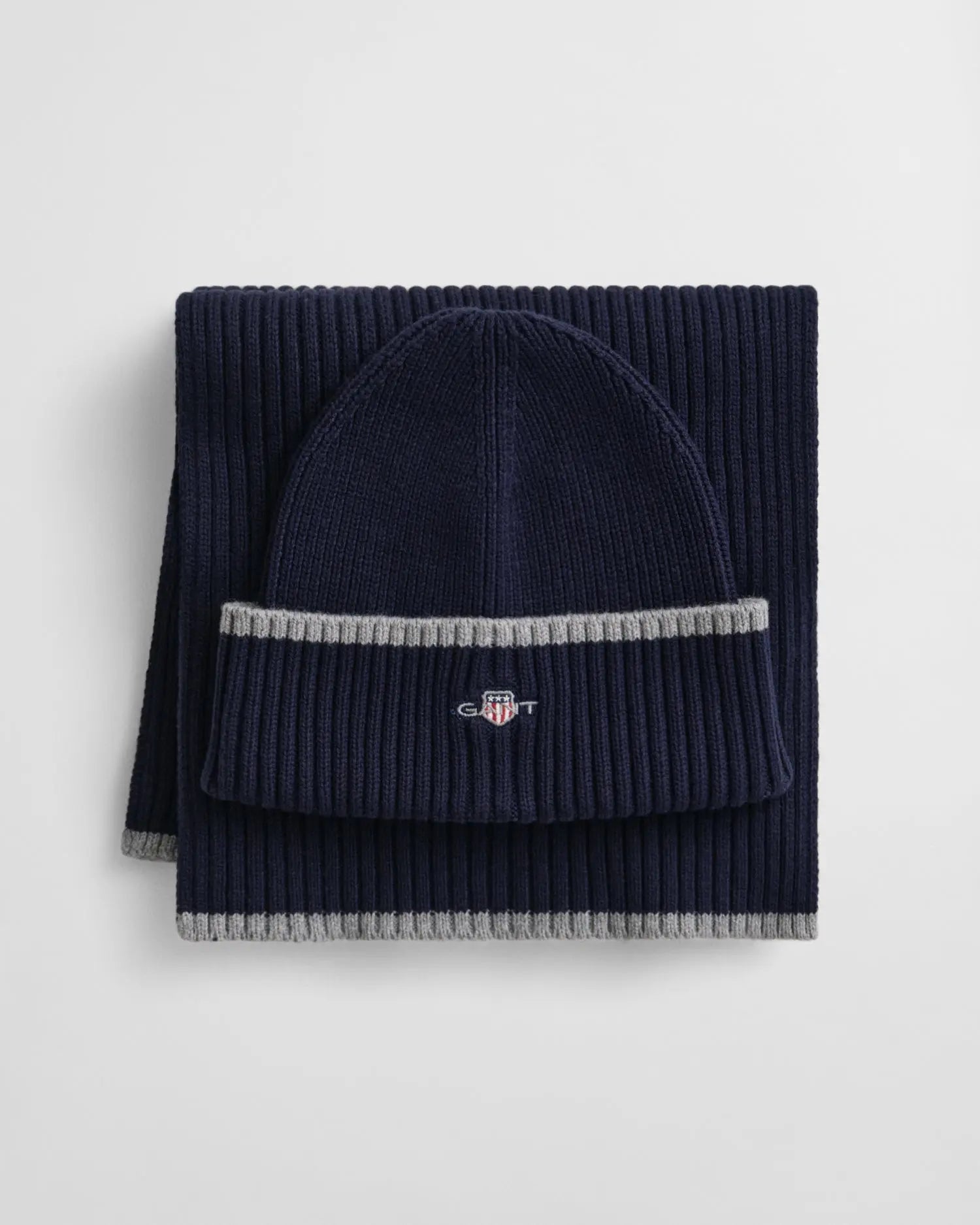 Σετ Δώρου Με Κασκόλ & Σκούφο GANT