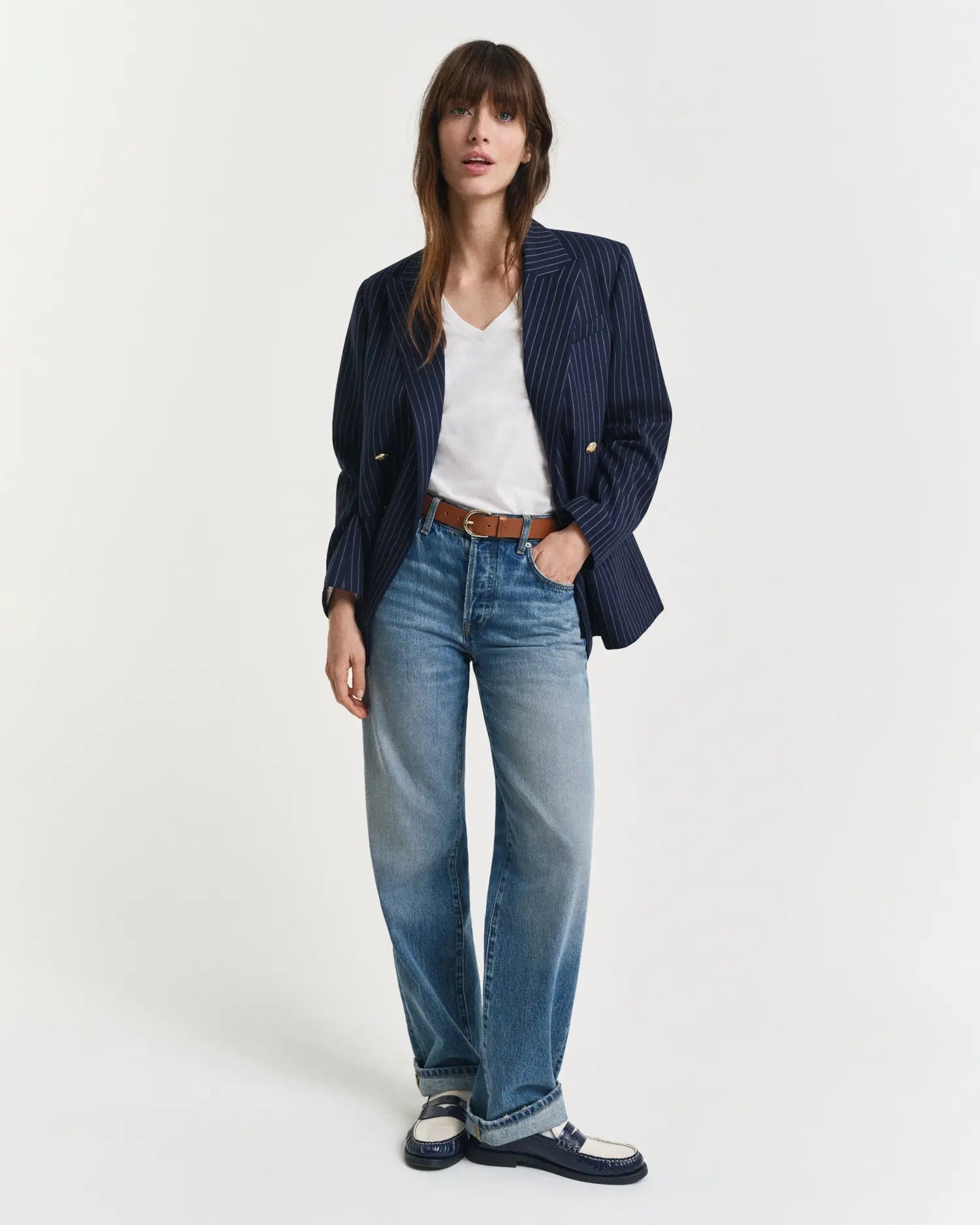 T-Shirt Shield Με Λαιμόκοψη V GANT