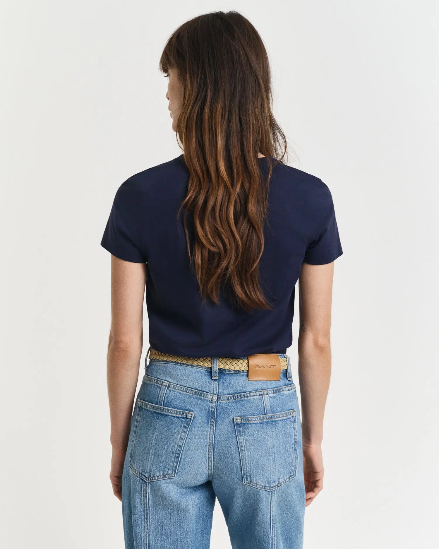 T-Shirt Shield Με Λαιμόκοψη V GANT