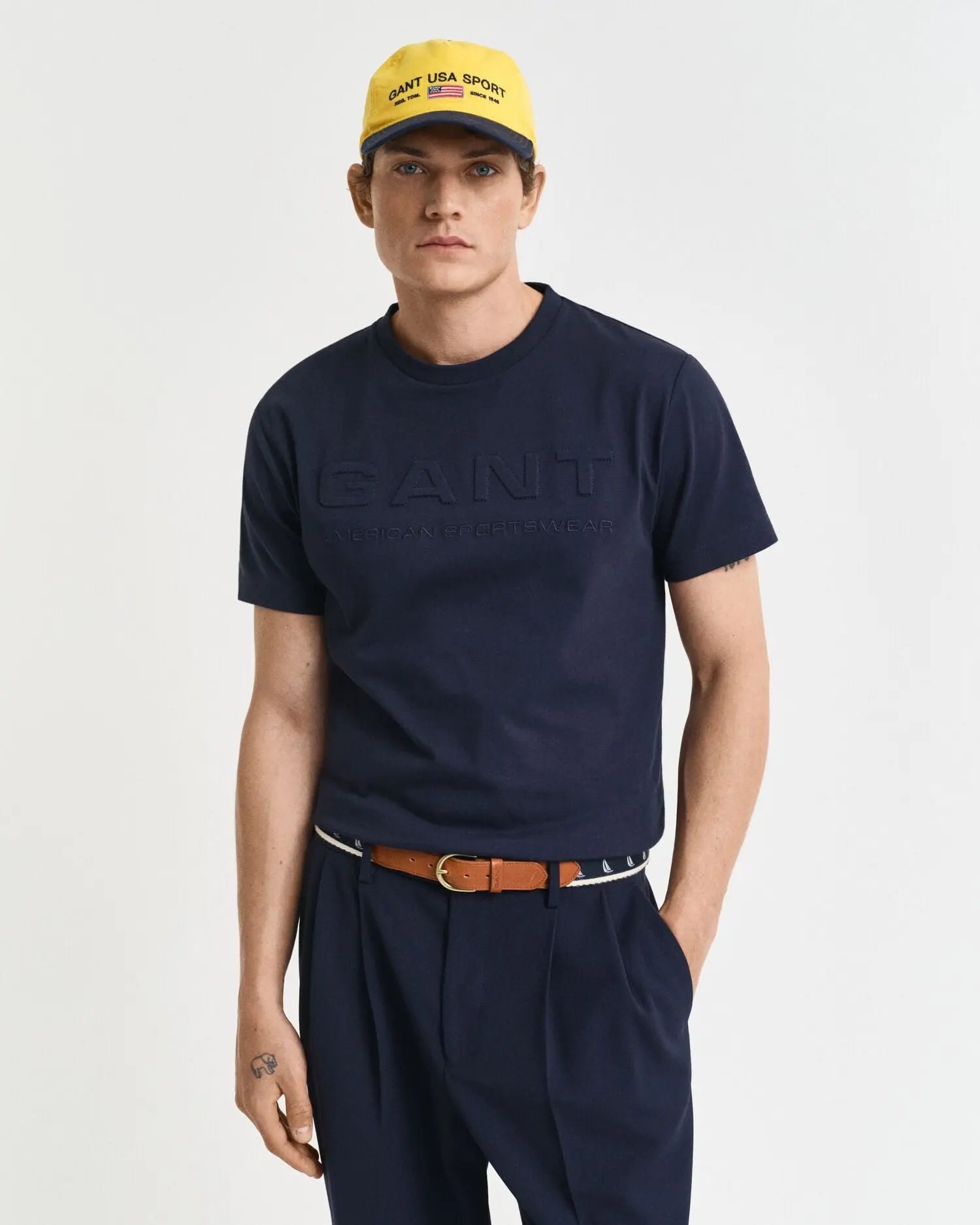 T-Shirt Με Ανάγλυφο Λογότυπο GANT (Outlet)
