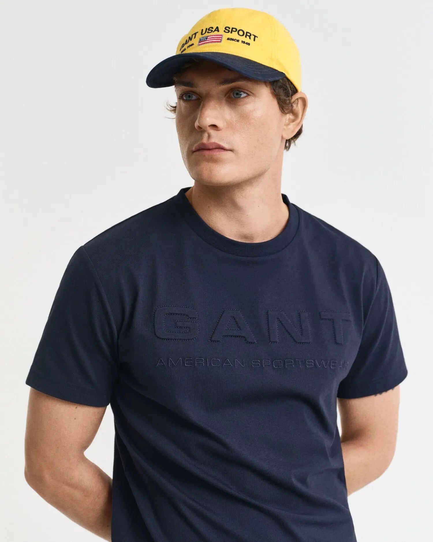T-Shirt Με Ανάγλυφο Λογότυπο GANT (Outlet)