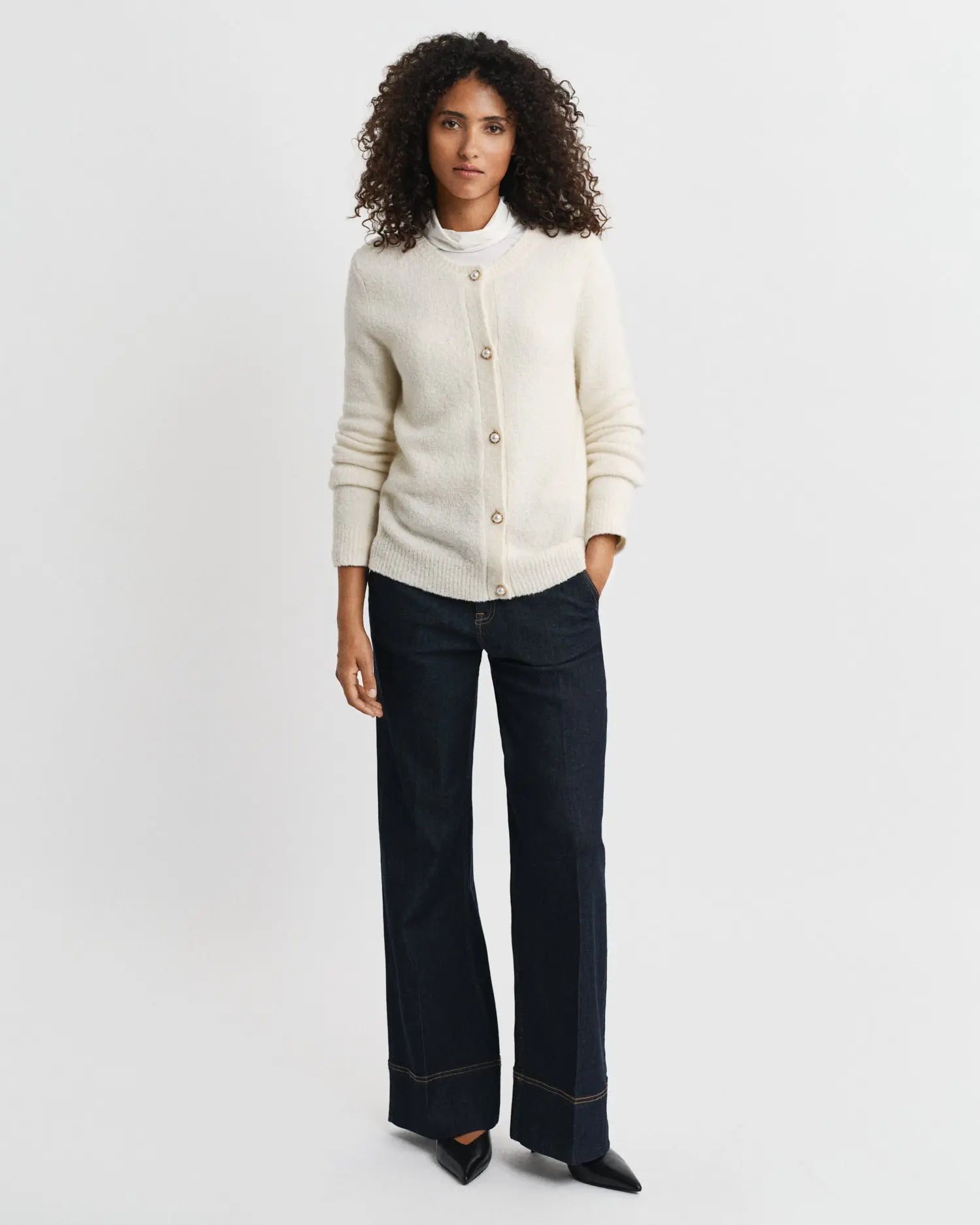 Ζακέτα Με Στρογγυλή Λαιμόκοψη Και Κουμπιά GANT