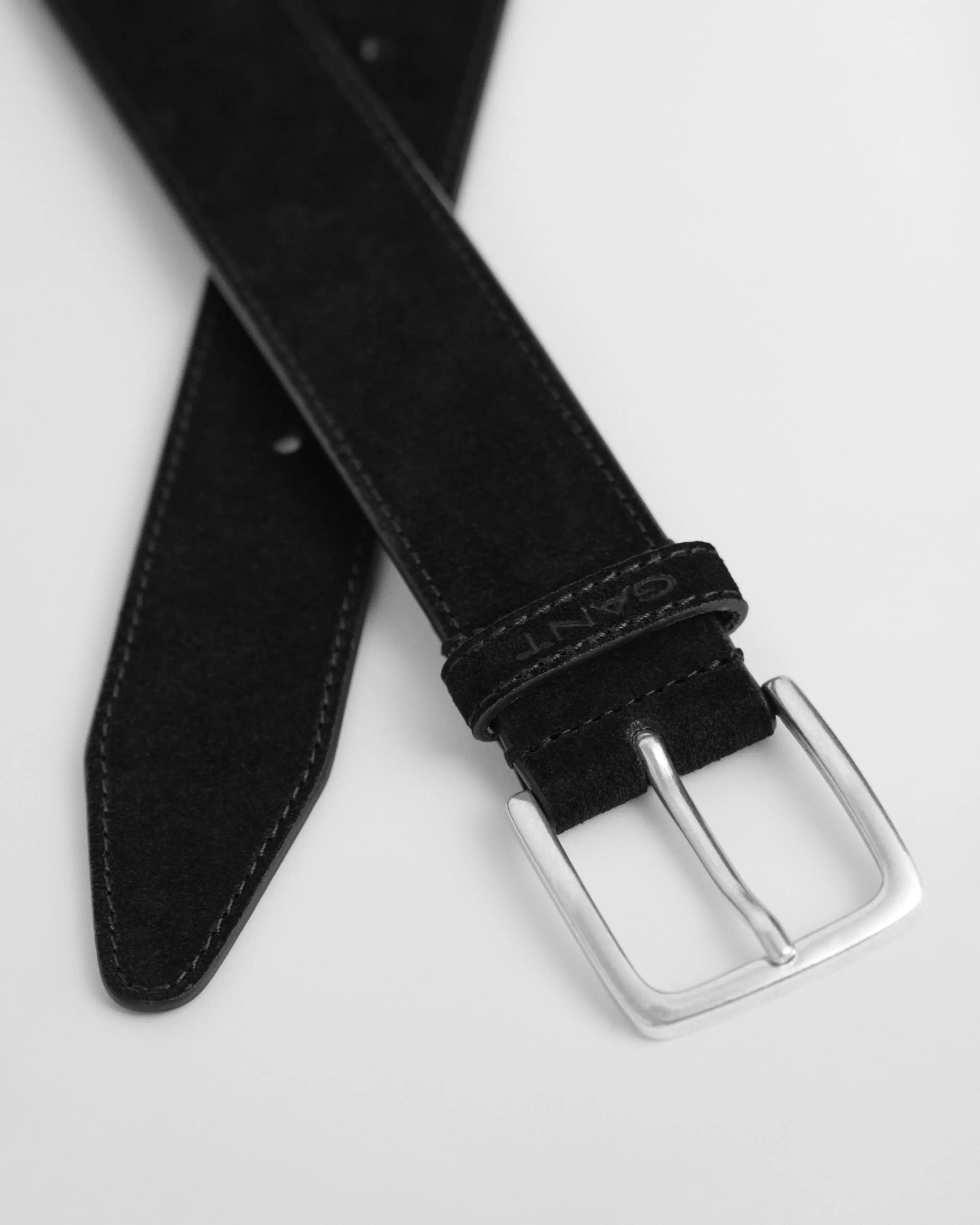 Ζώνη Σουέντ Με Ασημί Αγκράφα & Χαραγμένο Λογότυπο GANT