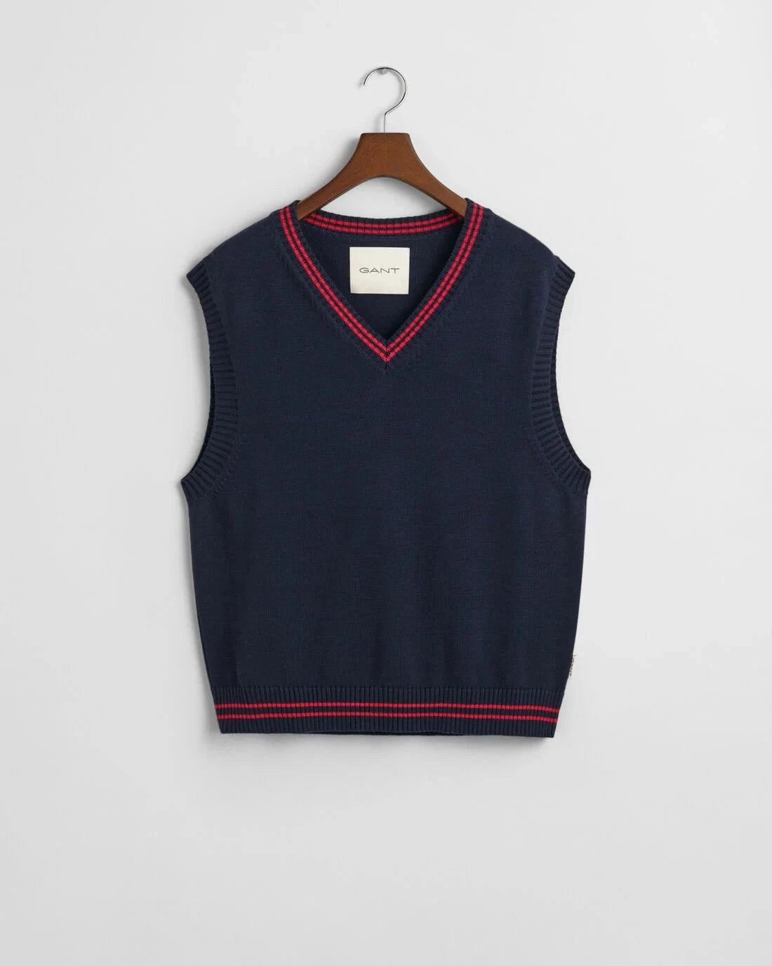 Καζάκα Με Λαιμόκοψη V (Outlet) 27/10 GANT