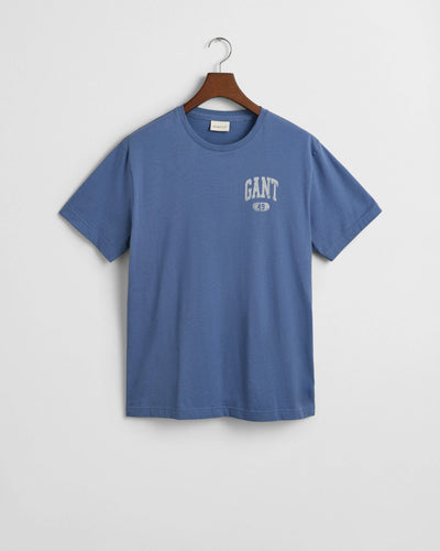 T-shirt GANT 100% βαμβάκι, κανονική γραμμή, ριπ λαιμόκοψη, λογότυπο GANT 49 με ραγισμένο εφέ στο στήθος, κωδ. 3G2003292